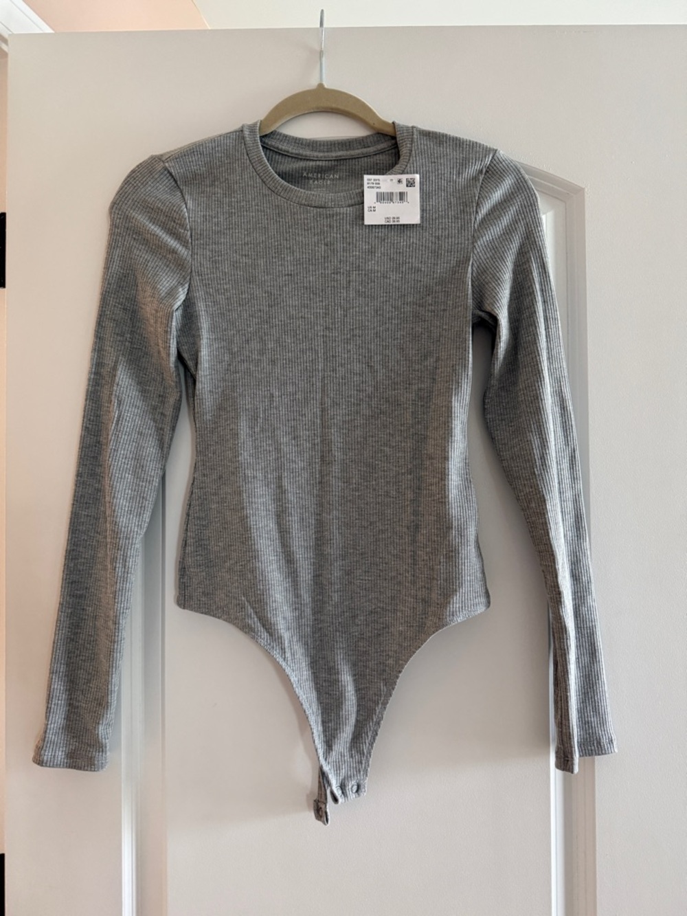 American Eagle Outfitters Gray Ribbed Long-Sleeve Bodysuit